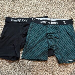 2 Pairs NWOT Tommy John Men's Black and Green Boxer Briefs Medium